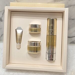 🌸🌸 Cle De Peau Supreme Gift Ser